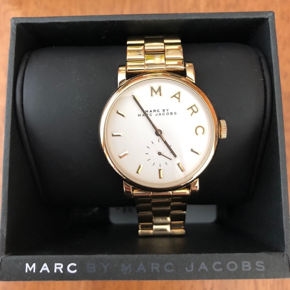 Marc Jacobs Women’s golf watch